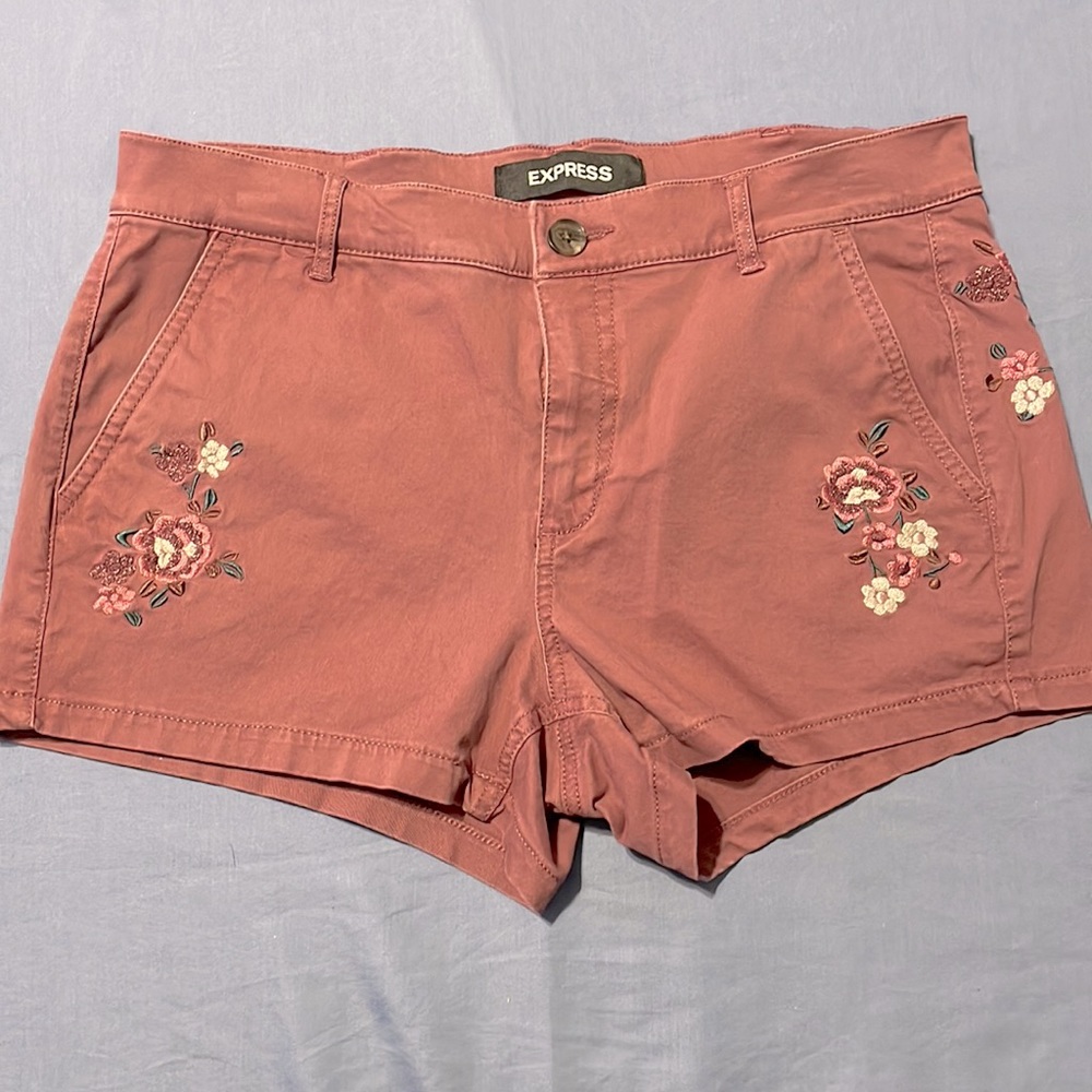 Express Shorts